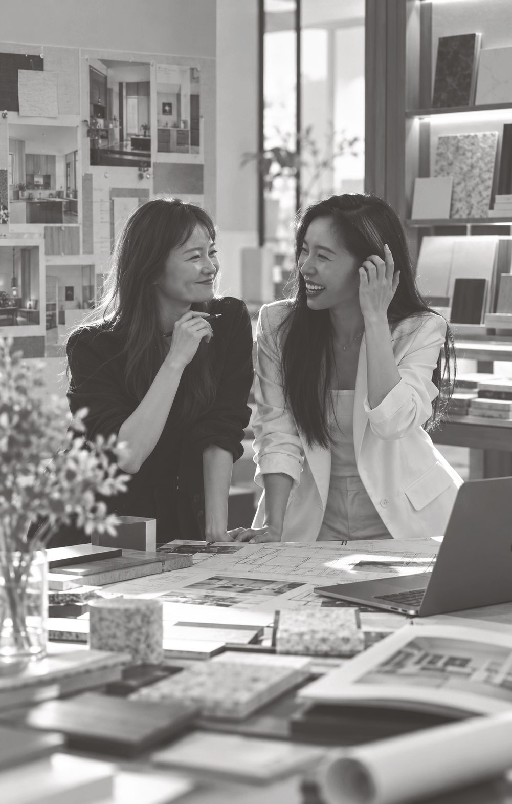 The two FANGBAOBAO founders sharing ideas in the design studio